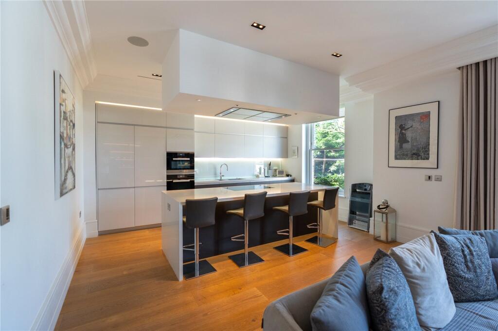 2 bedroom apartment for sale in Belsize Park, Belsize Park, London, NW3